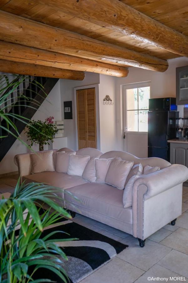 Desir'Oom Bed & Breakfast Cabannes Exterior photo